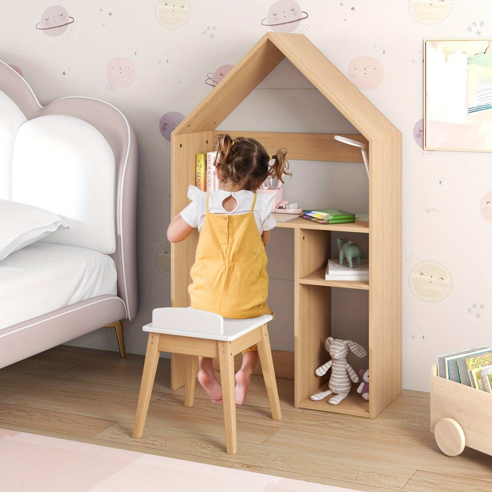 House - Shaped Desk and Chair For Kids - Stepuptots